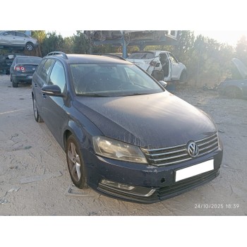 VOLKSWAGEN PASSAT LIM. (362) - miniatura 5