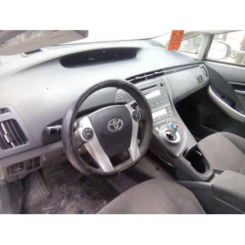 TOYOTA PRIUS (NHW30) - miniatura 2