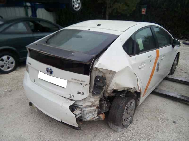 TOYOTA PRIUS (NHW30) - imagen 3