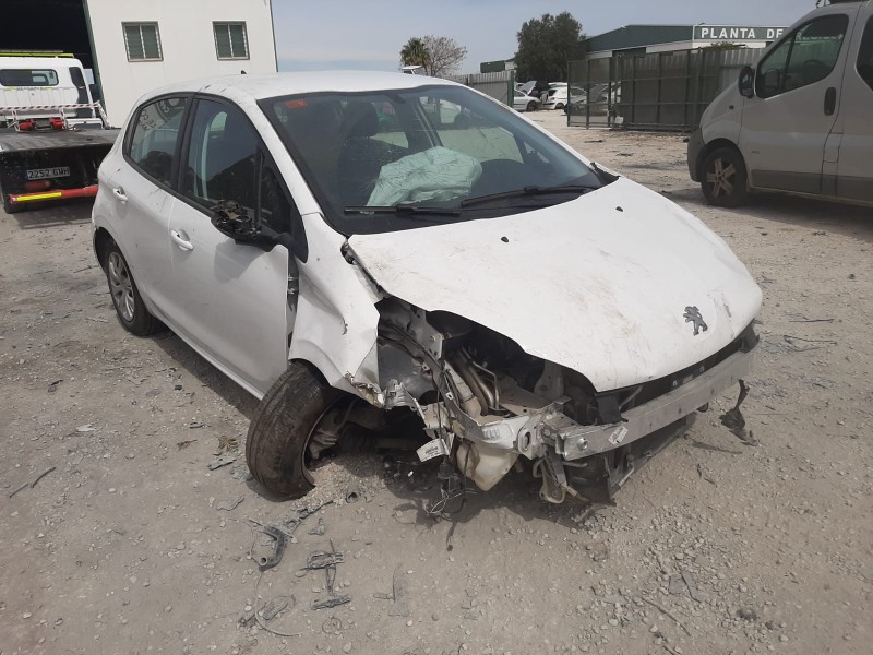 PEUGEOT 208 - imagen 1