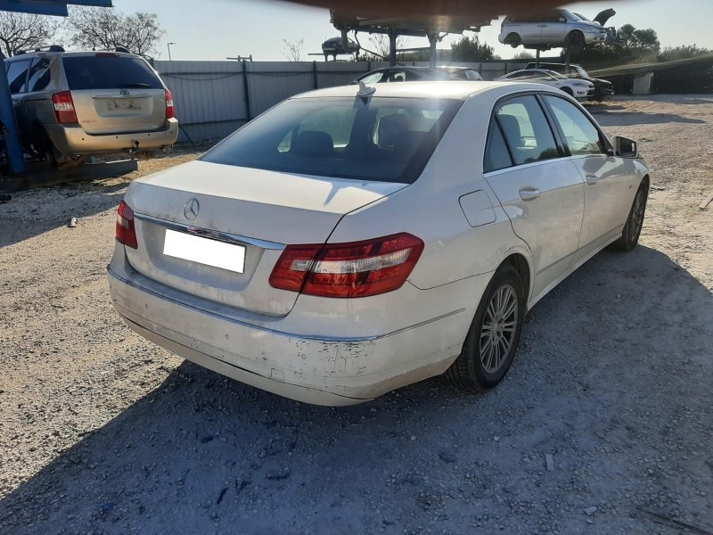 MERCEDES-BENZ CLASE E (W212) LIM. - imagen 4