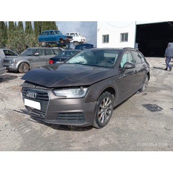 AUDI A4 BERLINA (8W2)