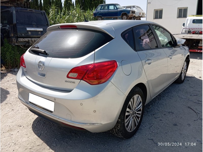 OPEL ASTRA J LIM. - imagen 3