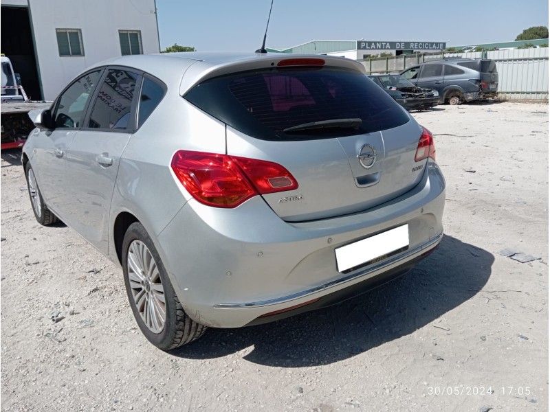 OPEL ASTRA J LIM. - imagen 5