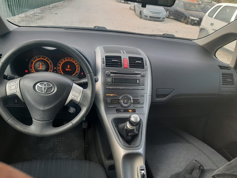 TOYOTA AURIS - imagen 4