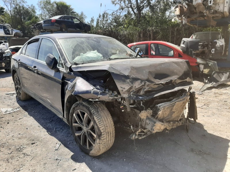 VOLKSWAGEN PASSAT BERLINA (CB2) - imagen 1