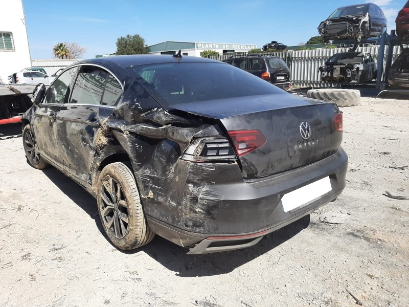 VOLKSWAGEN PASSAT BERLINA (CB2) - imagen 2