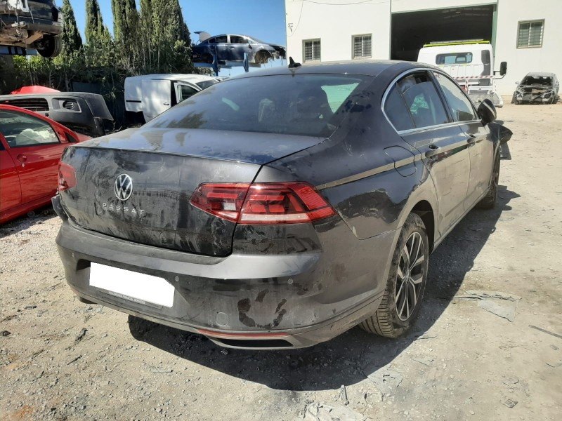 VOLKSWAGEN PASSAT BERLINA (CB2) - imagen 5