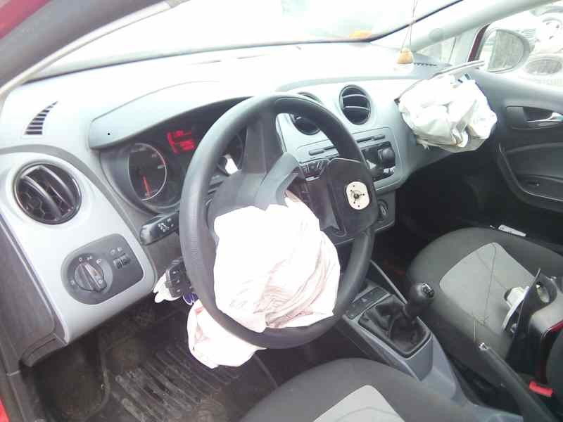 SEAT IBIZA (6J5) - imagen 4