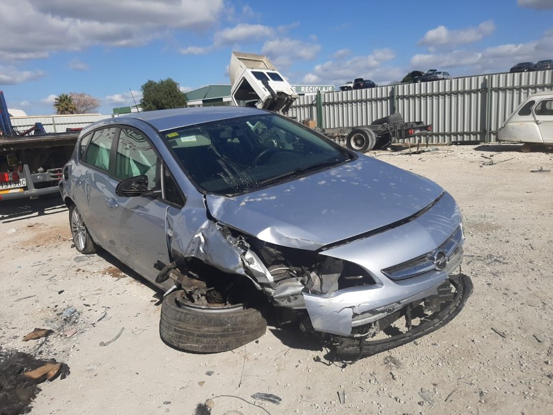 OPEL ASTRA J LIM. - imagen 5