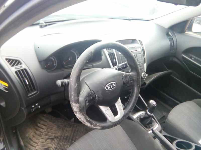 KIA CEE'D - imagen 2