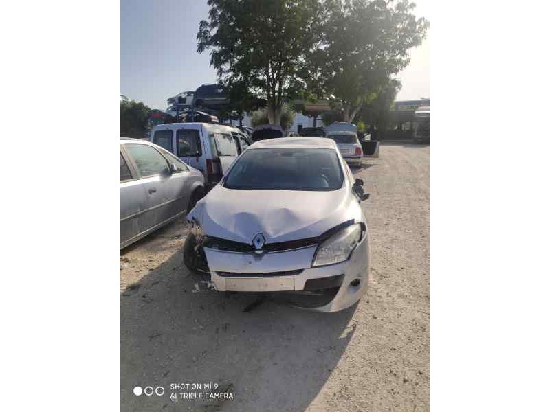 RENAULT MEGANE III BERLINA 5 P - imagen 2