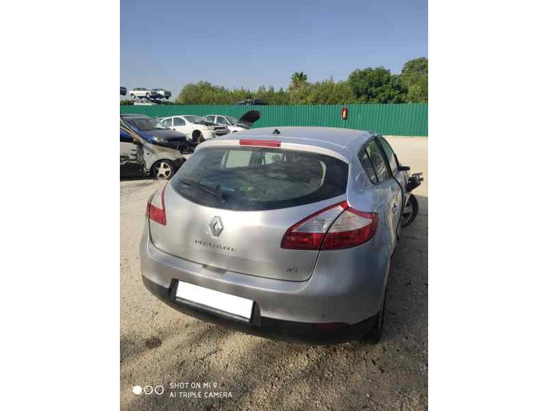 RENAULT MEGANE III BERLINA 5 P - imagen 3