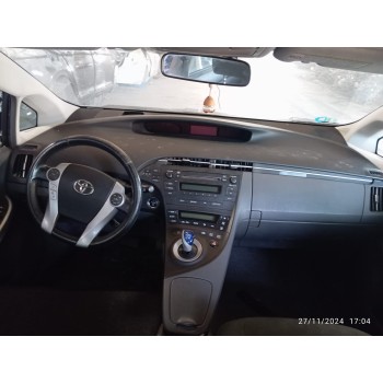 TOYOTA PRIUS (NHW30) - miniatura 3