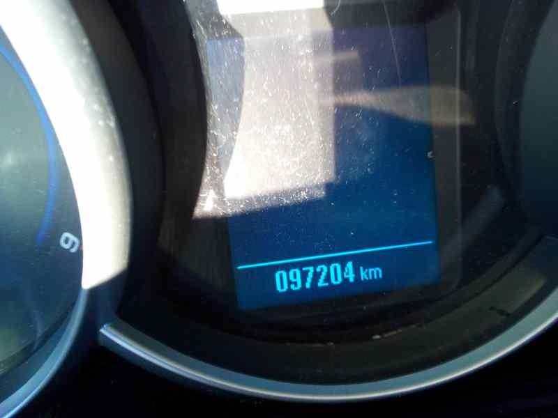 CHEVROLET CRUZE - imagen 4