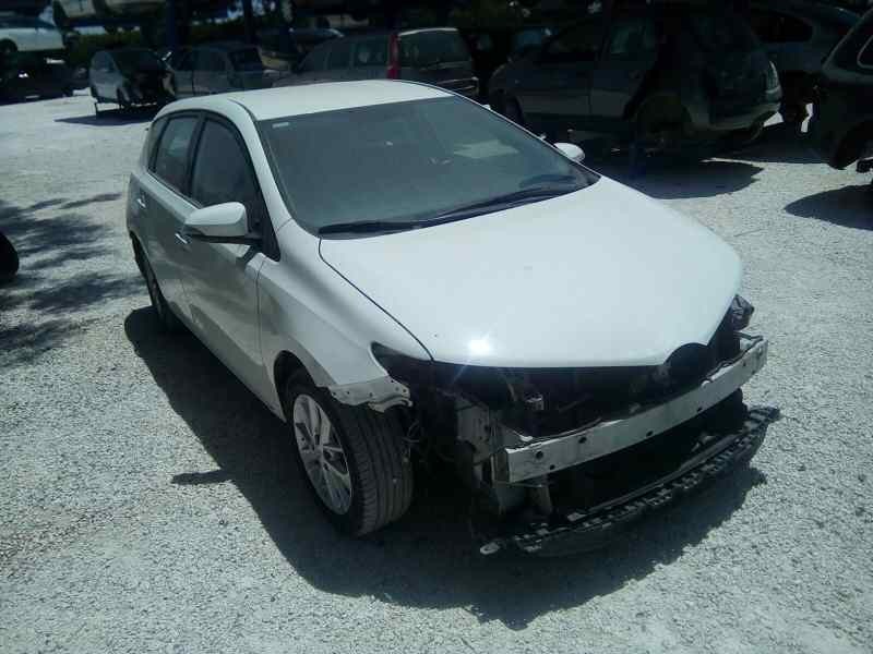 TOYOTA AURIS - imagen 1
