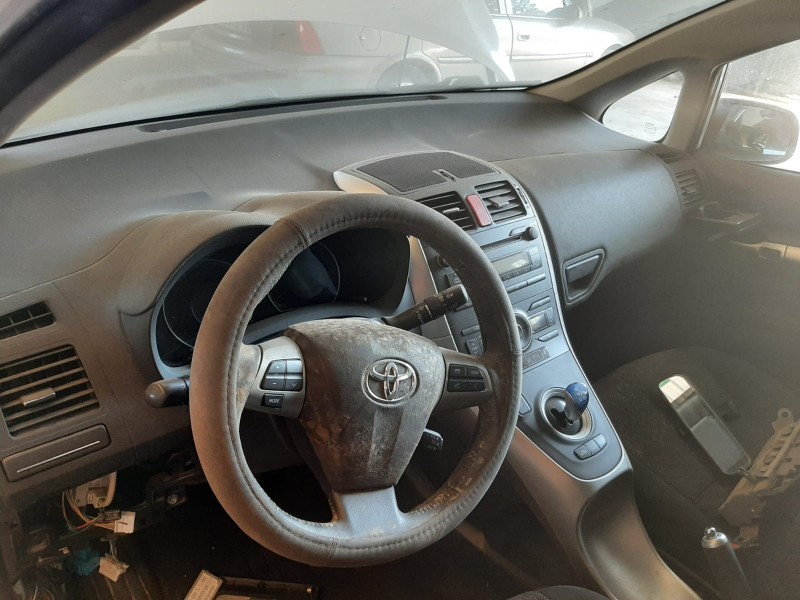 TOYOTA AURIS - imagen 4