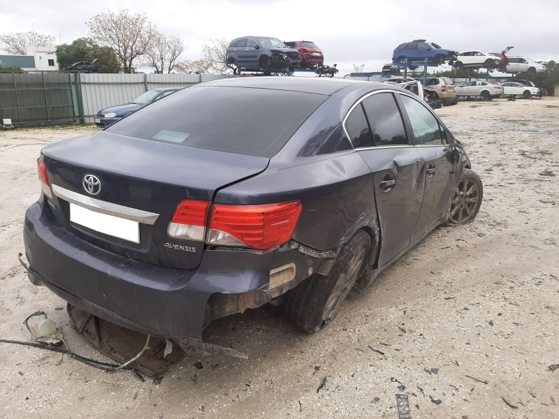 TOYOTA AVENSIS (T27) - imagen 4