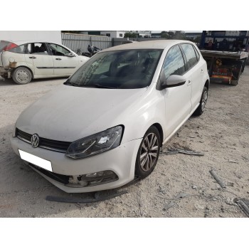 VOLKSWAGEN POLO (6C1)