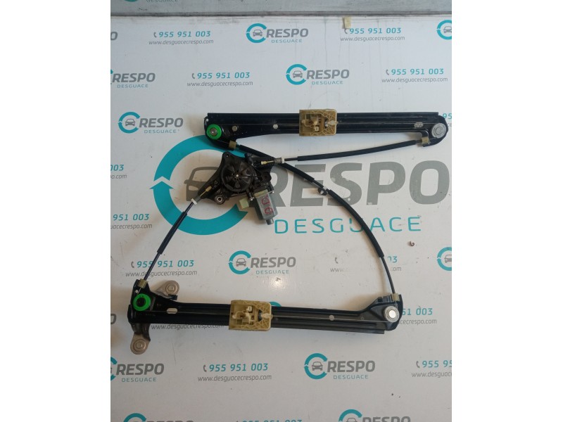 ELEVALUNAS DELANTERO DERECHO 5G4837462H  - imagen 1