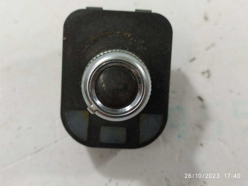 MANDO RETROVISOR 8K0959565F  - imagen 1