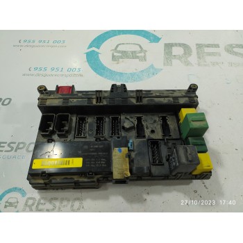 CAJA RELES / FUSIBLES YQE500050 518854005 