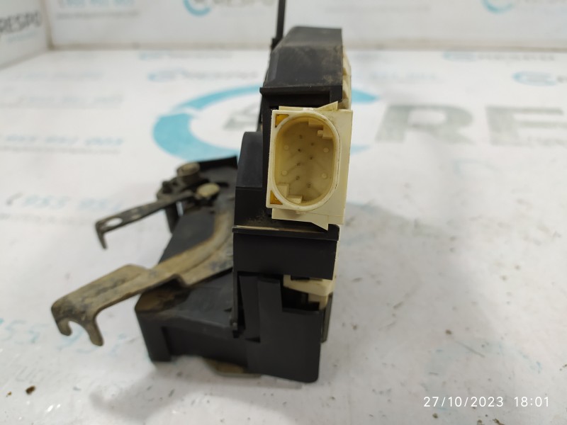 CERRADURA PUERTA TRASERA DERECHA  - imagen 2