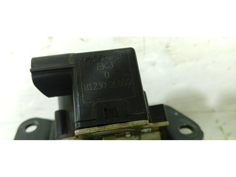 CERRADURA MALETERO / PORTON 812302L000  - imagen 3