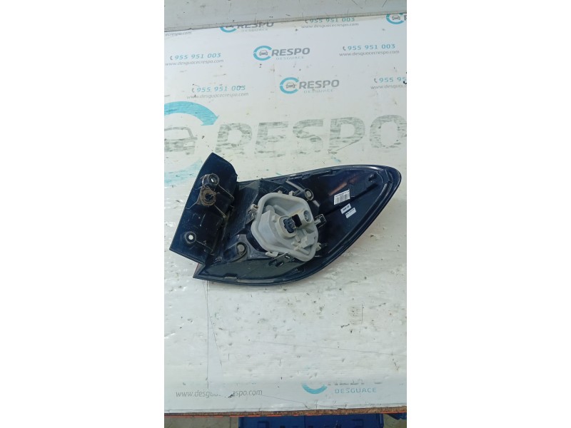 PILOTO TRASERO IZQUIERDO 0286304167 / 265557367R  - imagen 2