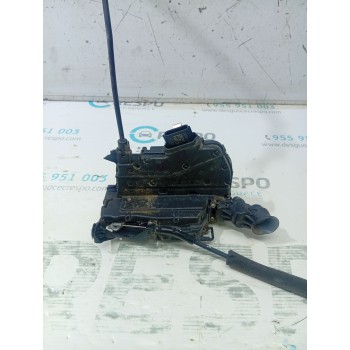 CERRADURA PUERTA DELANTERA IZQUIERDA 805031332R / 805017927R 