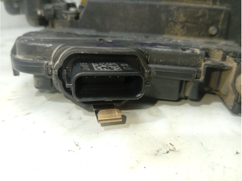 CERRADURA PUERTA DELANTERA IZQUIERDA 805031332R / 805017927R  - imagen 4