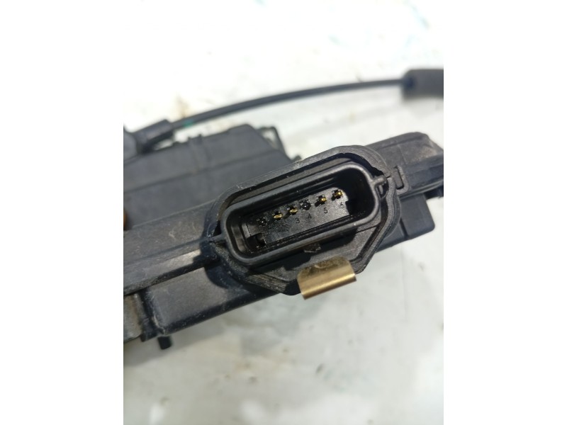 CERRADURA PUERTA TRASERA DERECHA 8050270:72R / 825000141R 40727224  - imagen 4