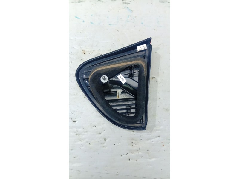 PILOTO TRASERO IZQUIERDO INTERIOR 265554078R  - imagen 2