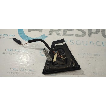 PILOTO TRASERO DERECHO INTERIOR L90102453  - miniatura 3