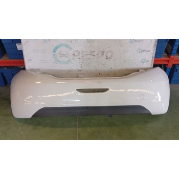 PARAGOLPES TRASERO 