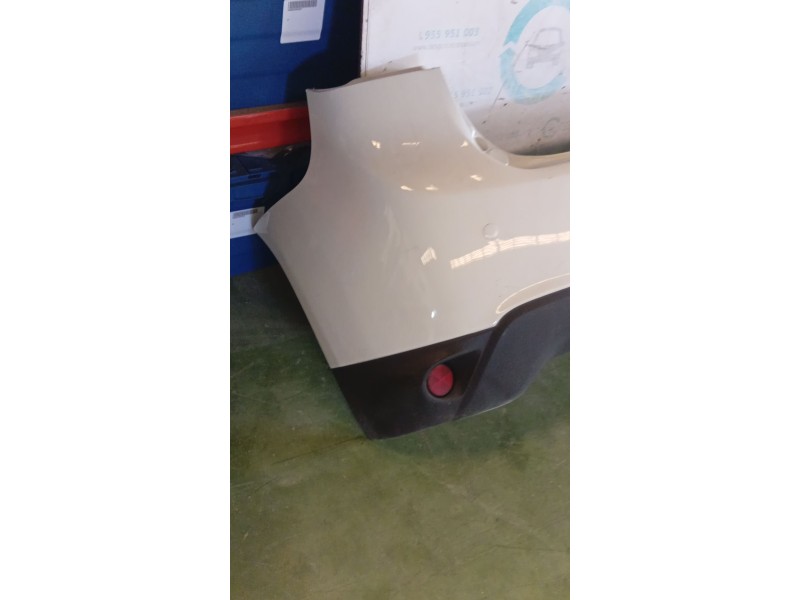 PARAGOLPES TRASERO  - imagen 3