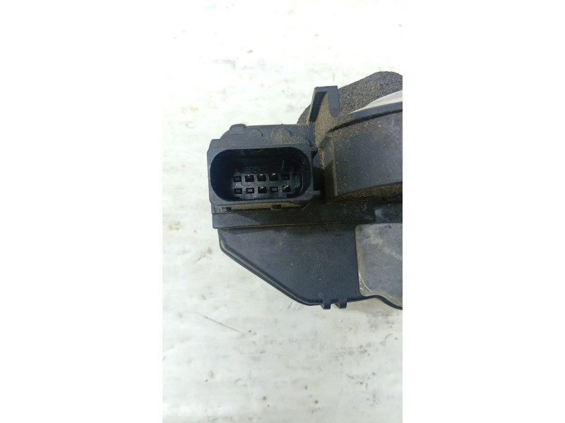 CERRADURA PUERTA TRASERA DERECHA 3023880RH1 / 13579566  - imagen 2