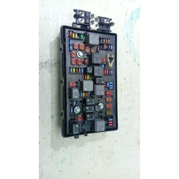 CAJA RELES / FUSIBLES 22933569 / 22737771 / 20999170  - miniatura 3