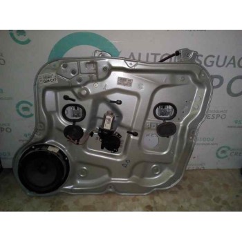 ELEVALUNAS DELANTERO DERECHO 824802B030WKS4 