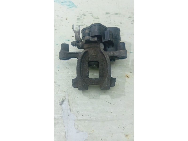 PINZA DE FRENO TRASERA IZQUIERDA 679895707  - imagen 1