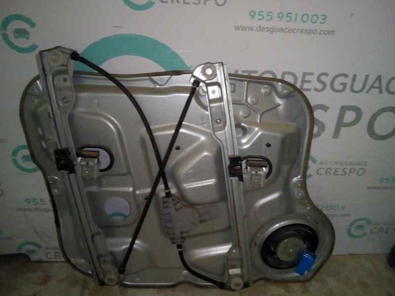 ELEVALUNAS DELANTERO DERECHO 824802B030WKS4  - imagen 2