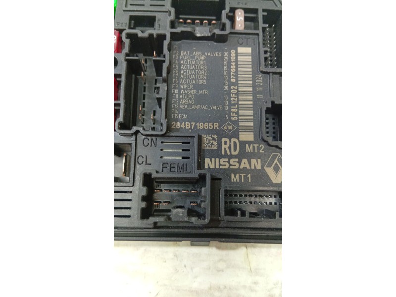 CAJA RELES / FUSIBLES 284B71965R / 284B64086R / 284B29294R  - imagen 2