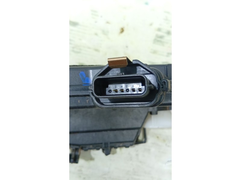 CERRADURA PUERTA DELANTERA IZQUIERDA 805032387R  - imagen 2