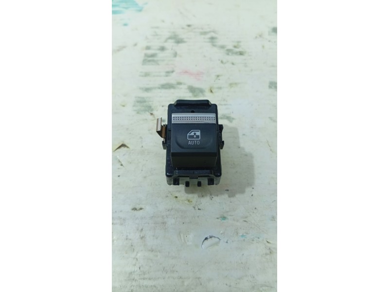 MANDO ELEVALUNAS TRASERO DERECHO P254019868R / 254218388R  - imagen 1