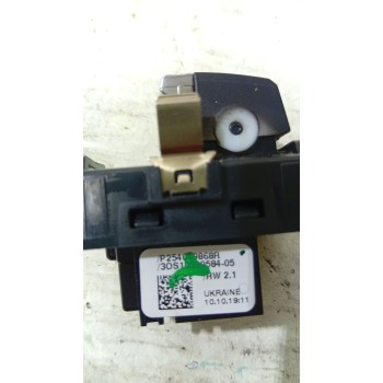 MANDO ELEVALUNAS TRASERO DERECHO P254019868R / 254218388R  - miniatura 4