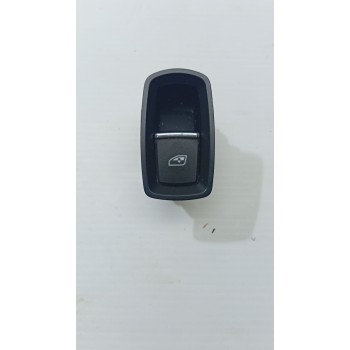 MANDO ELEVALUNAS TRASERO DERECHO 7PP959855C 