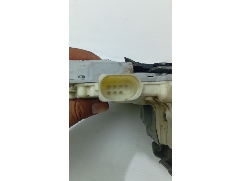 CERRADURA PUERTA DELANTERA DERECHA 8J1837016A  - imagen 3