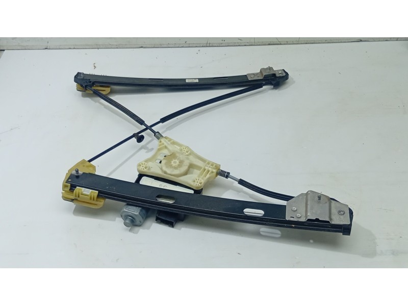 ELEVALUNAS DELANTERO DERECHO 6F0837462  - imagen 1