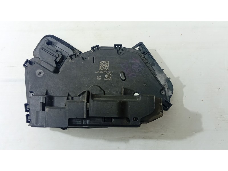 CERRADURA PUERTA TRASERA DERECHA 5TA839016E  - imagen 1