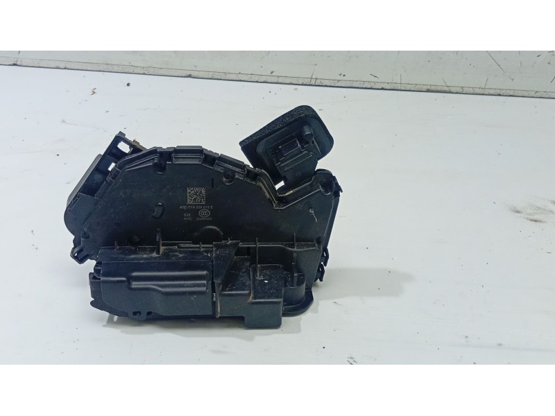 CERRADURA PUERTA TRASERA IZQUIERDA 5TA839015E  - imagen 1